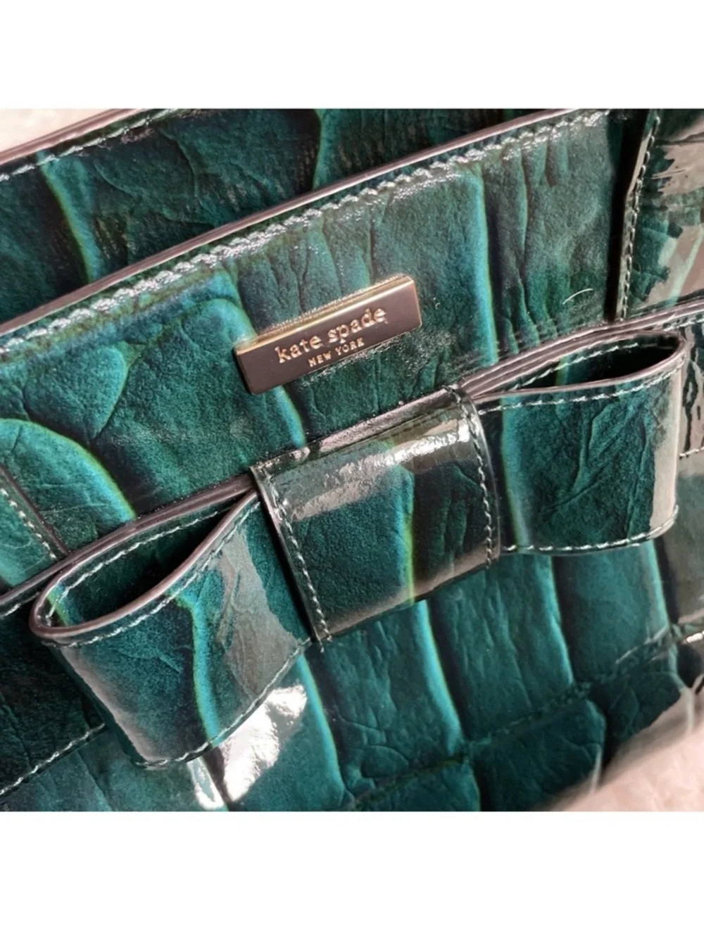 KATE SPADE ~ Emerald Green Croc-Embossed Patent Leather Tote with Bow